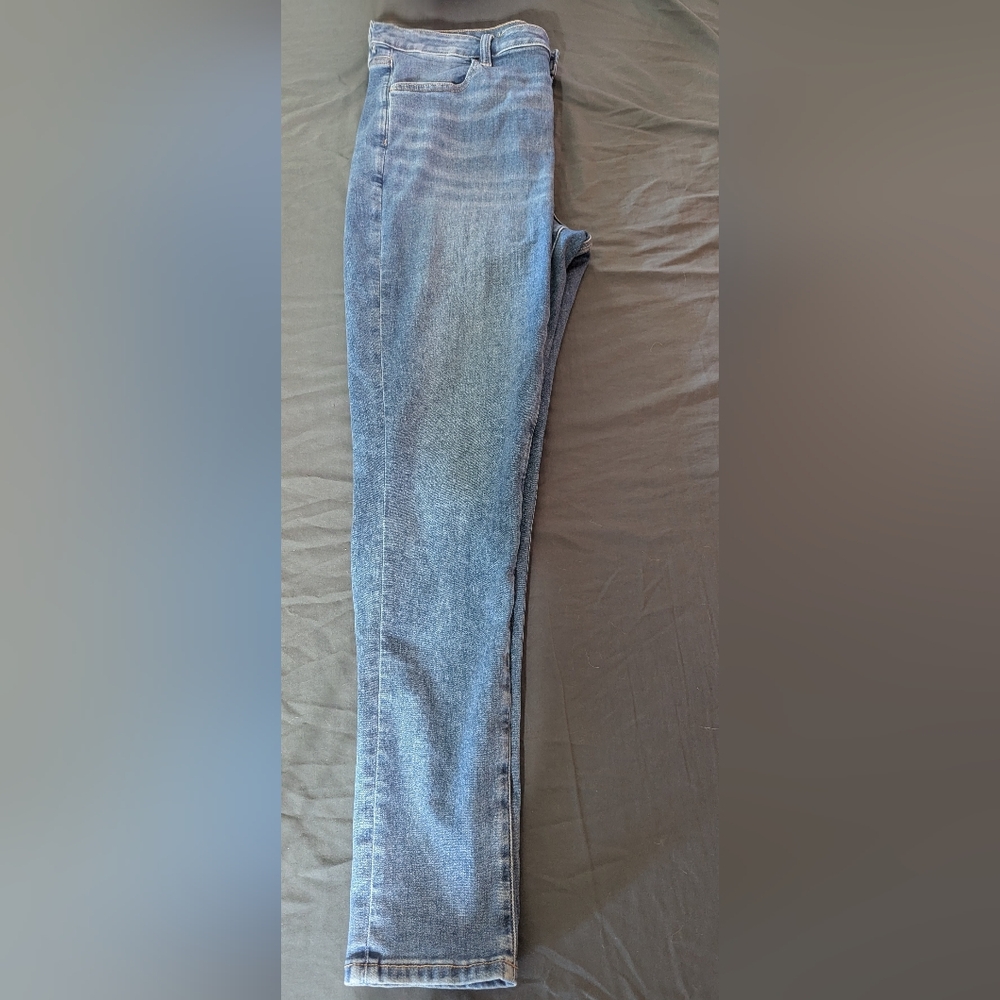 American Eagle Outfitters Super High Rise Light Blue Jeans Jeggings